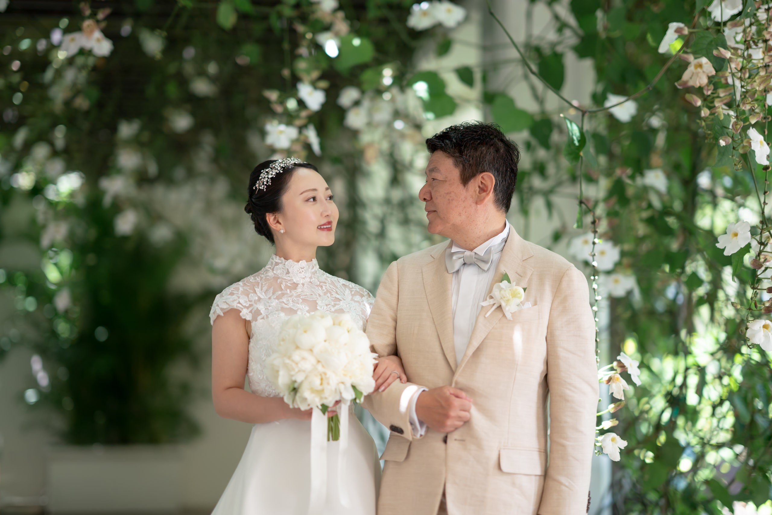 あなたが現在見ているのは 2025.04.28 ハレクラニガーデンコートヤード＋オーキッズ　★Voice★